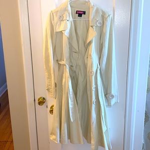 Women’s Crème Color Trench Coat Size: S